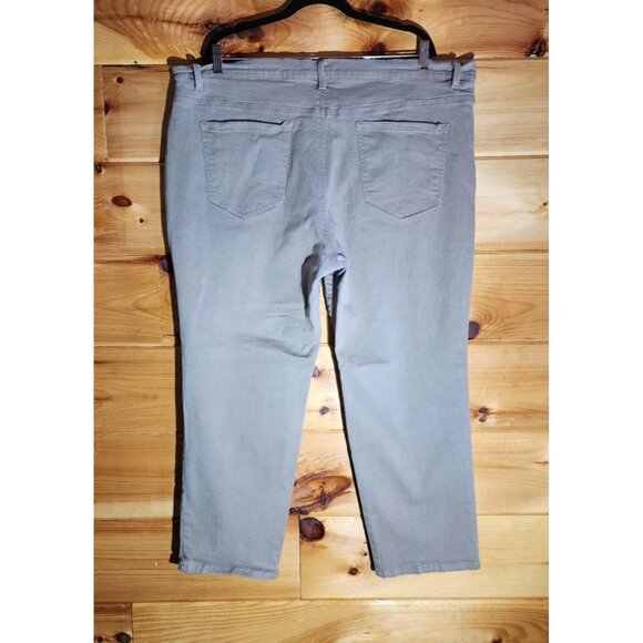 Gloria Vanderbilt Amanda Jeans in Tan Plus Size 22 Short - Picture 2 of 7